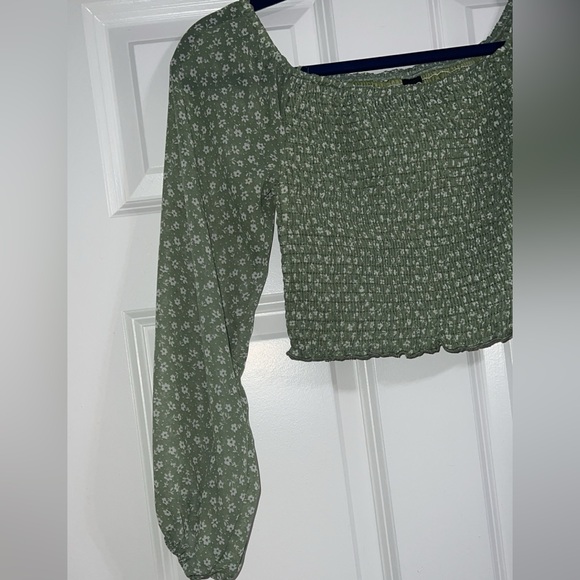 Windsor green floral long sleeve top - Picture 3 of 4